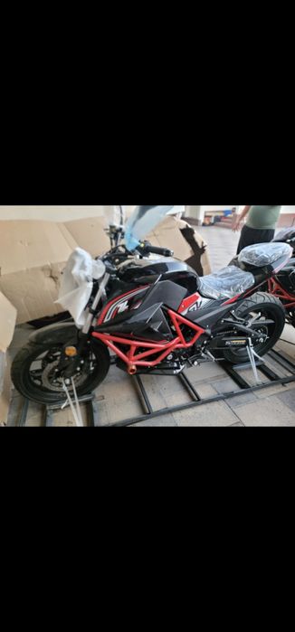 Nooma Street Bike 400