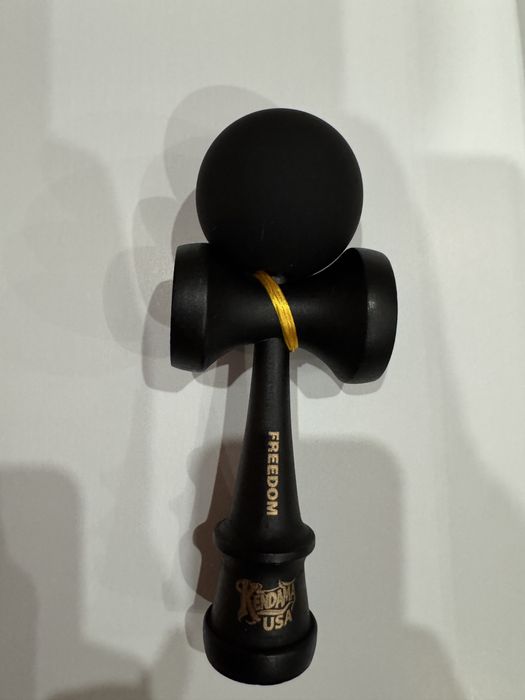 Kendama USA Freedom Black Edition