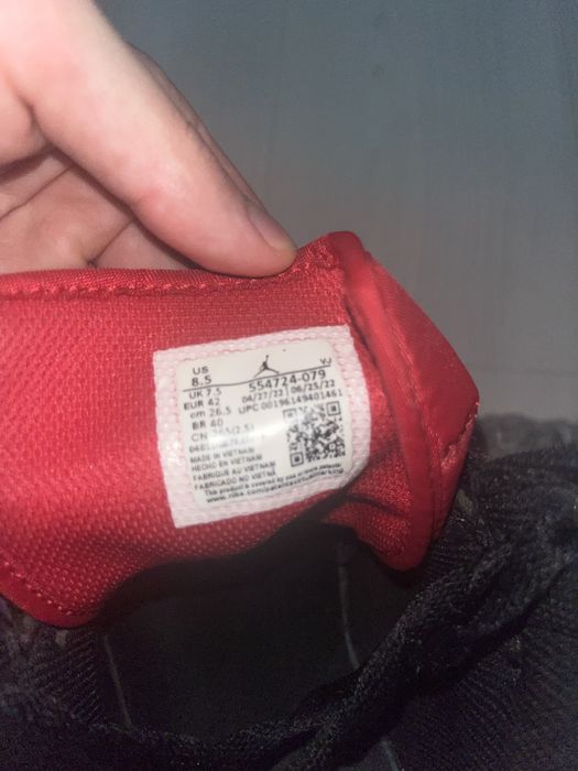 Jordan 1 mid, marimea 42