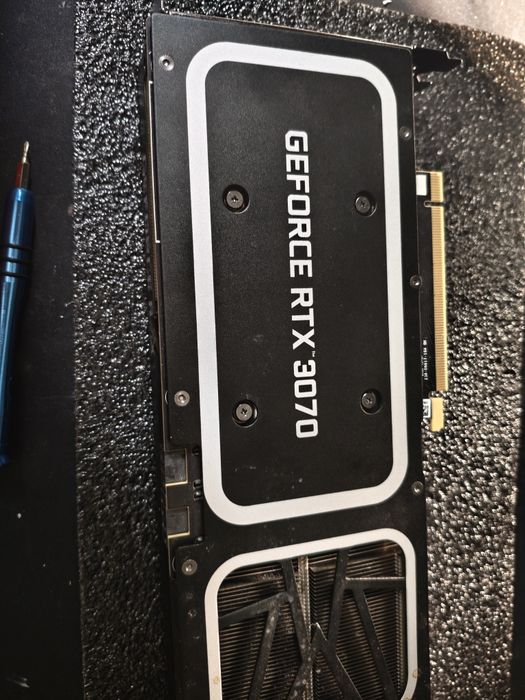 Видео карти RTX 3070 8GB ASUS ROG Strix / Predator – 2 бр.