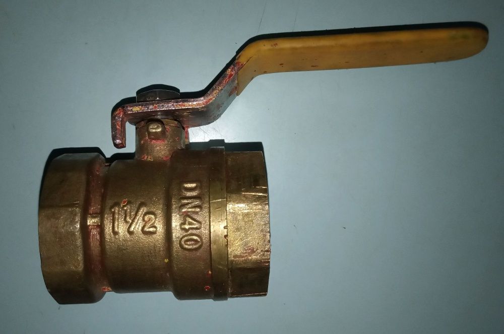 Вентель шариковый диаметр 40.