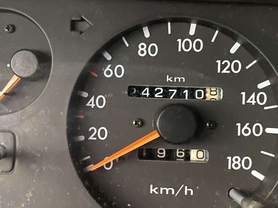 Nissan Terrano 2 autoutilitara