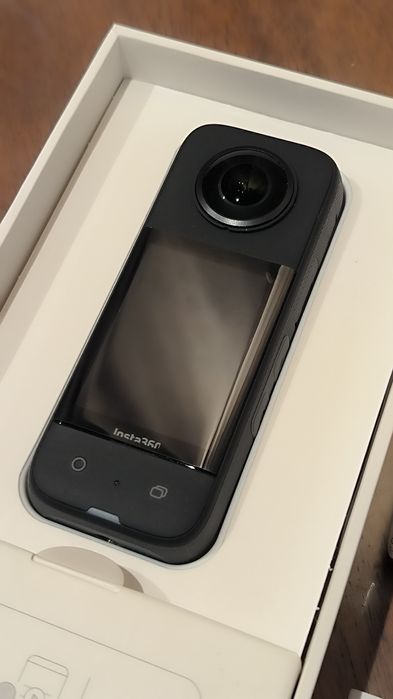 Insta 360 x3 экшн камера