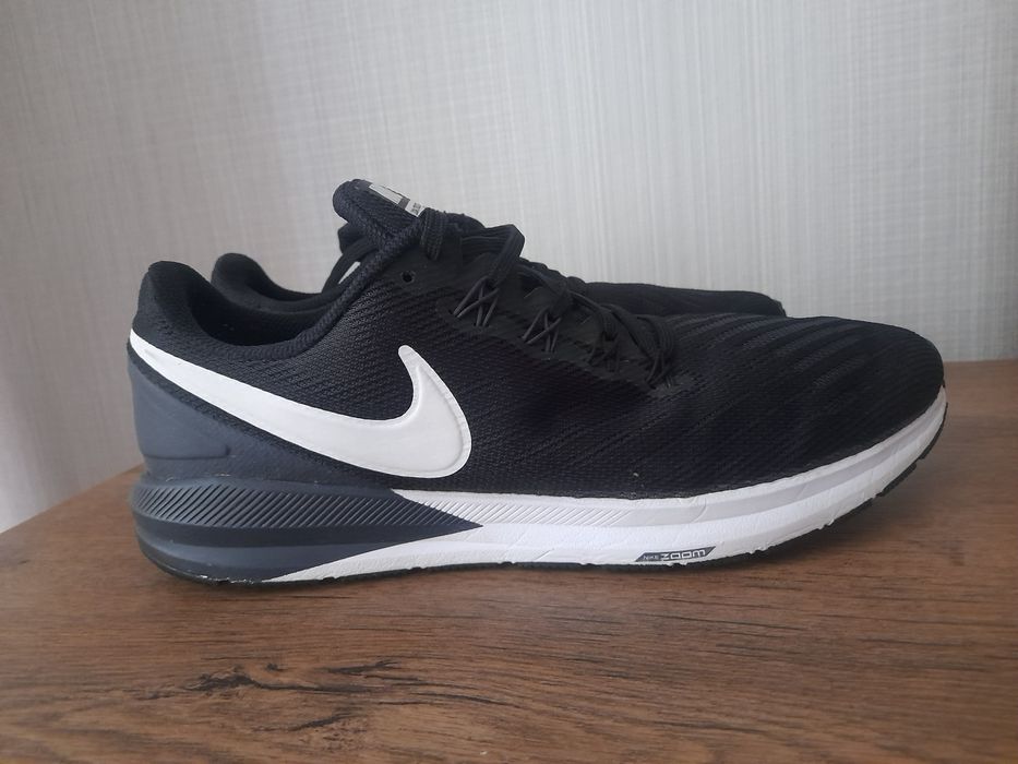 Nike Zoom Structure 22 маратонки 44 номер.