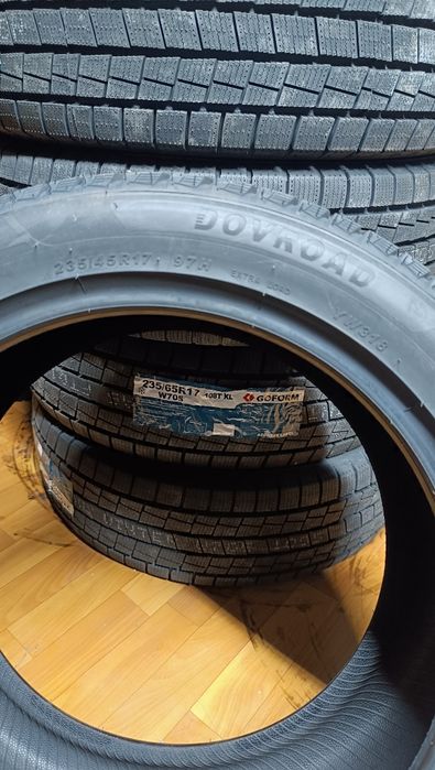 235/45R17  DOVROAD