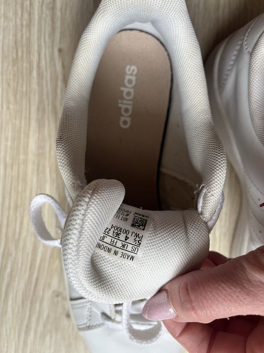 Маратонки Adidas