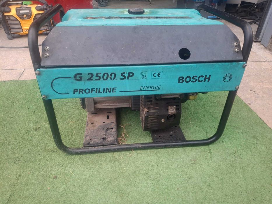 Бензинов генератор - BOSCH 2.5 KW