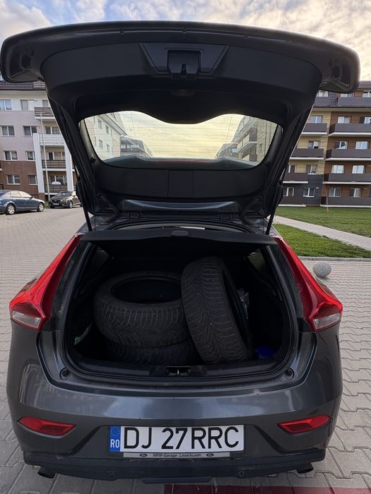 Volvo v40 2013 2.0 diesel