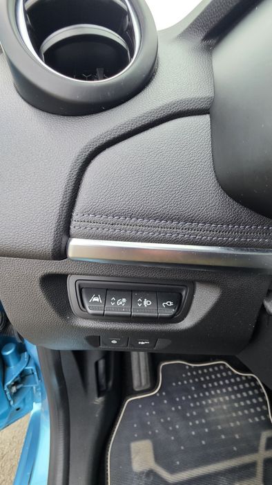 Renault Zoe 52KW 135 HP Bose full full