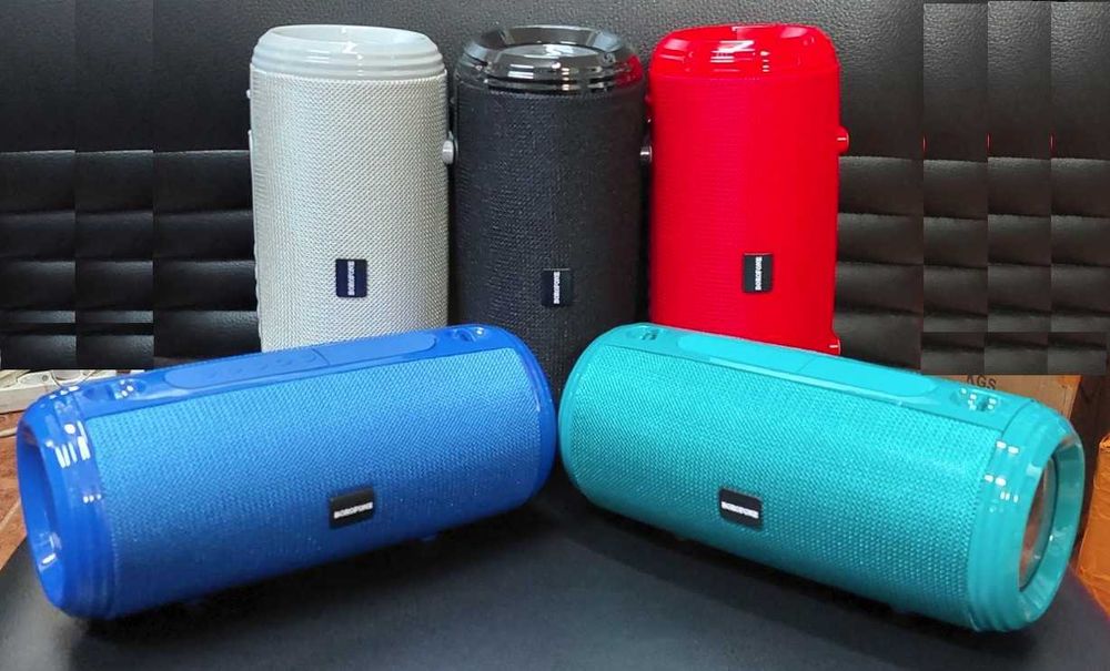 Нова Преносима Водоустойчива Блутут Тонколони с Радио / USB / AUX JBL