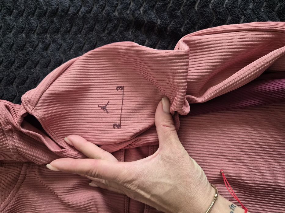 Пола панталон блузки