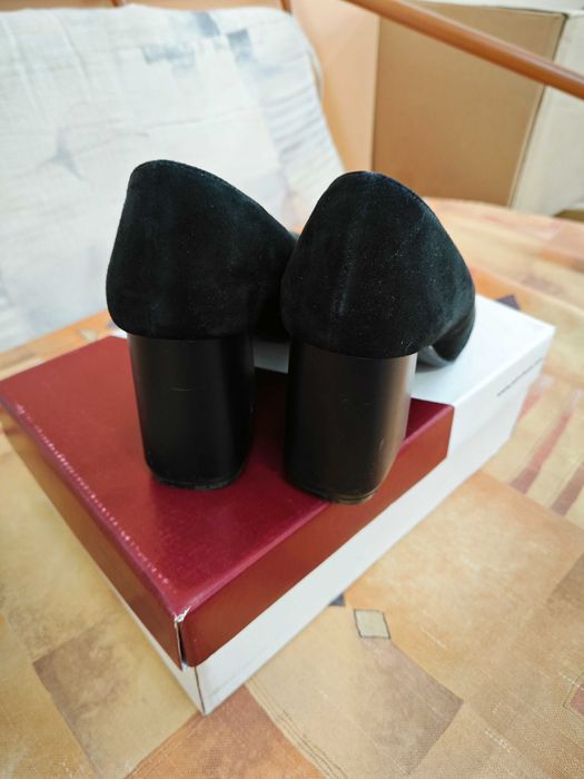 Обувки Adi естествен велур 39