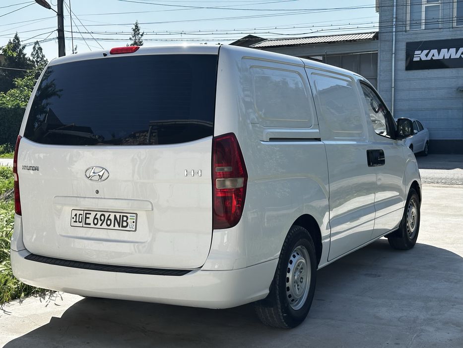 Hyundai H-1 starex 2013 — 2