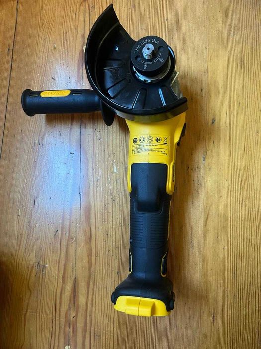 Болгарка Dewalt DCG405