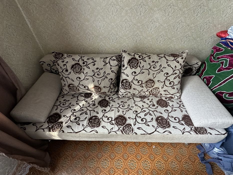 Продаем диван и шкаф