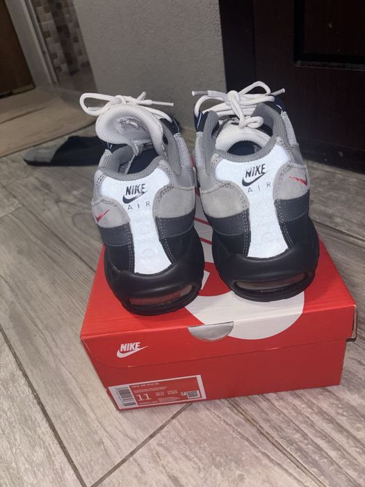 Nike air max 95 black and grey