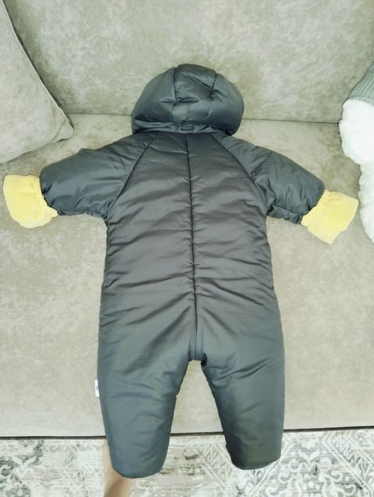 Продам комбинезон весенний