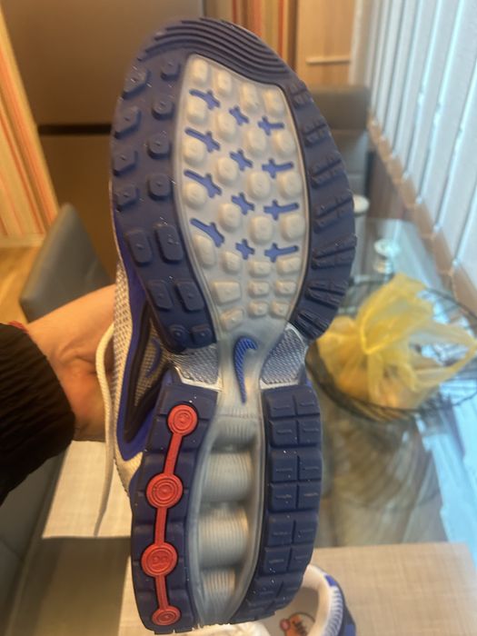 Маратонки Nike DN