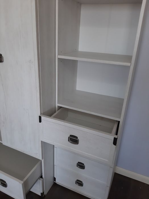 Продам мебельный гарнитур