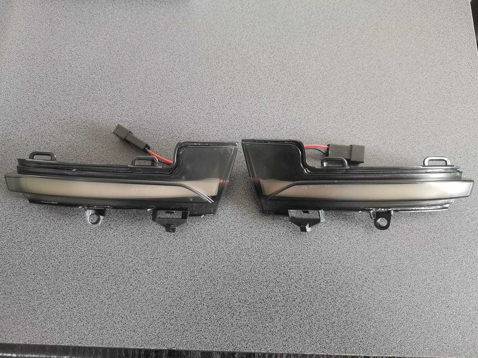 Vand semnalizari pentru oglinzile laterale Ford Focus 2
