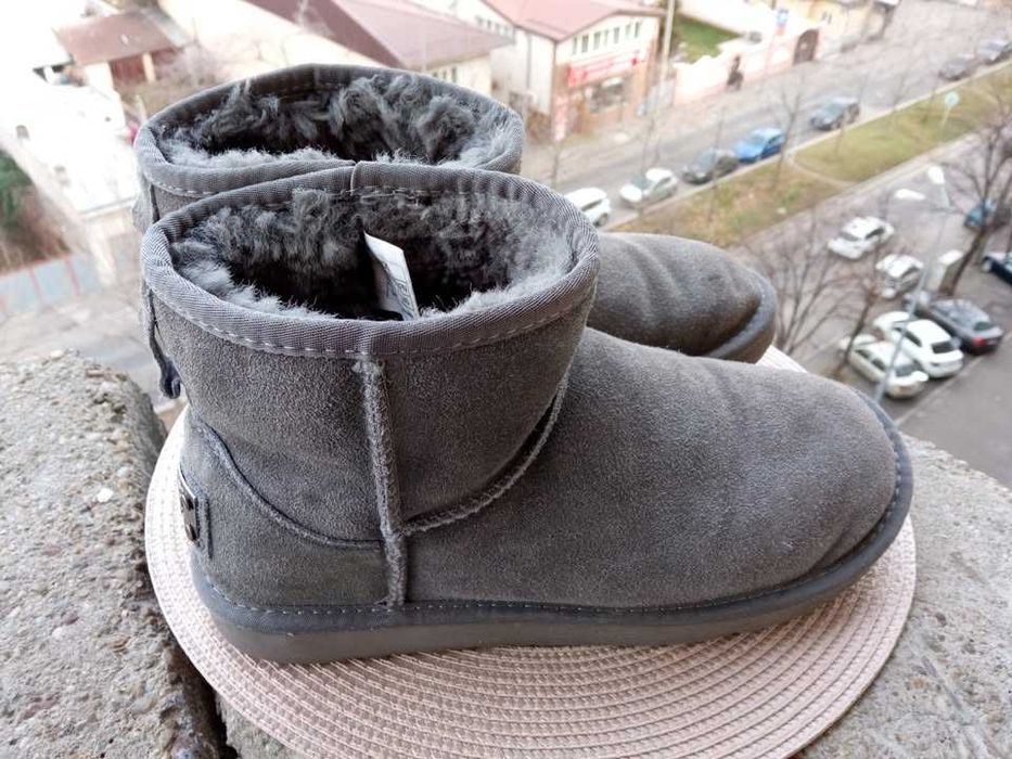 Botine OOG Generation, mar. 39 (24.5 cm) made in Germany.