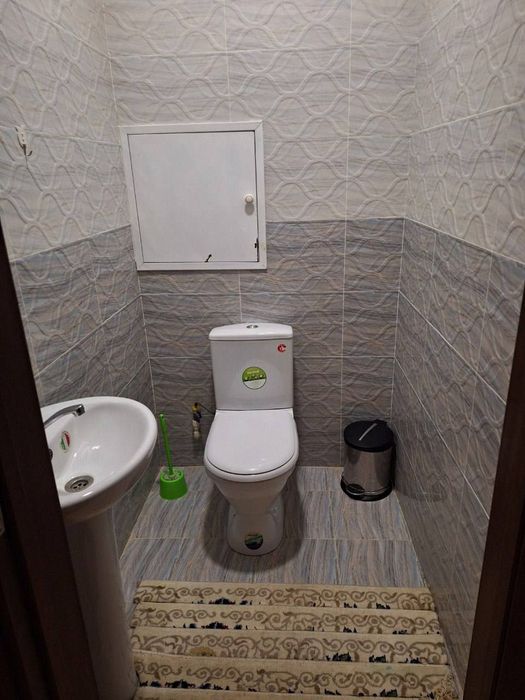 Новза метро ҳудудида 2 хона ли уй ижарага берилади