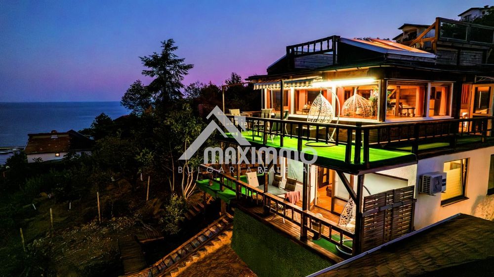 Продава се Къща в к.к. Златни пясъци - 370 кв.м за 1068 €/кв.м - Снимка #1