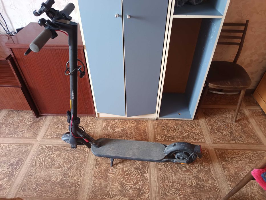 Самокат Xiaomi Electric Scooter 4 litе