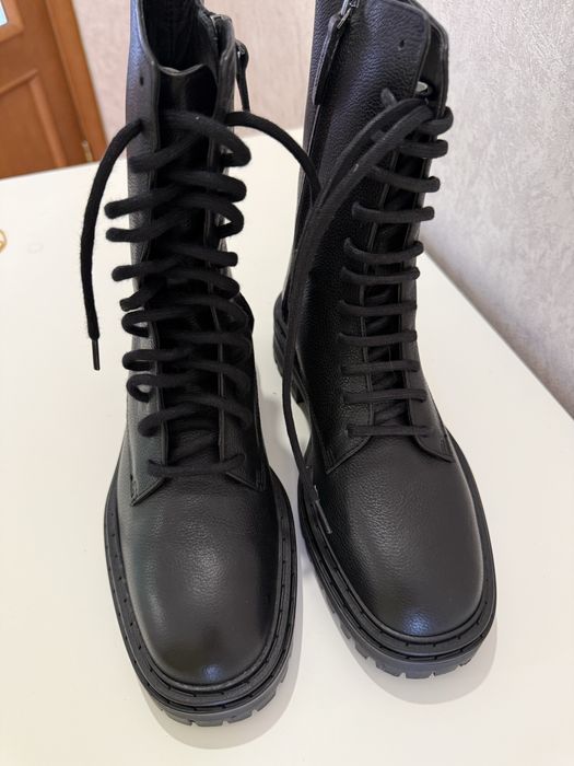 Новый кожаные ботинки Massimo Dutti