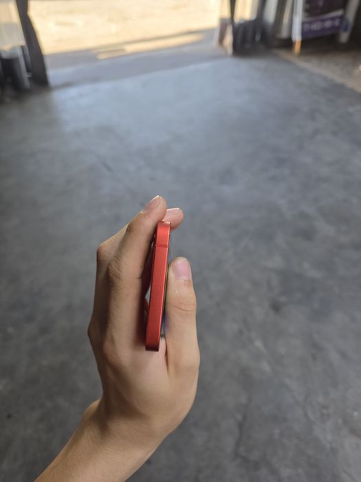 Iphone 12 ideal product red