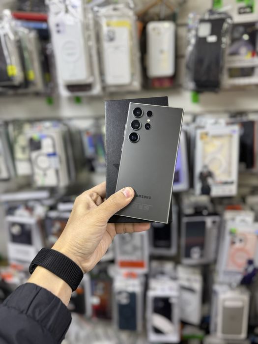 Samsung S24 Ultra/256 памяти