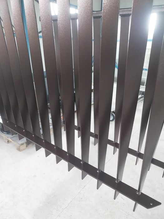 Vopsitorie în câmp electrostatic : jante auto ,fier forjat