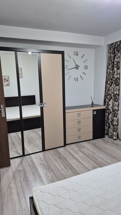 Apartament de inchiriat