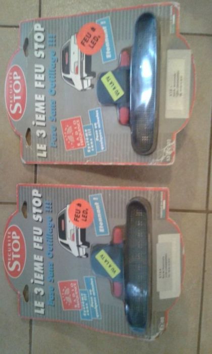 Vând stop pt.luneta pe led