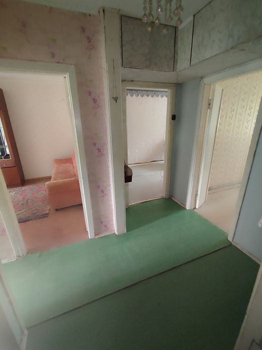 Продается 3-комн (4-23, 1 эт)