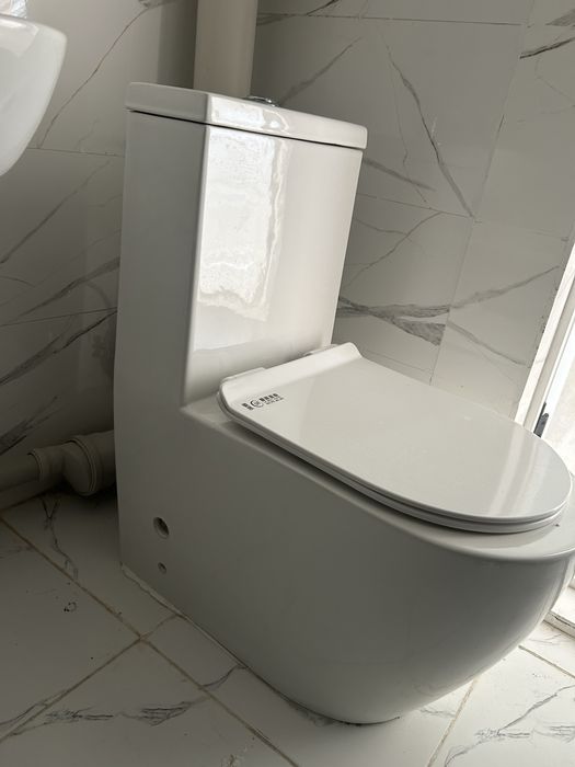 Унитаз новый с гарантии