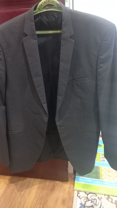 Продам пиджаки в отличном состоянии