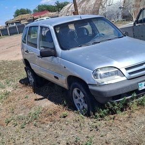 Шевролет нива 2012г