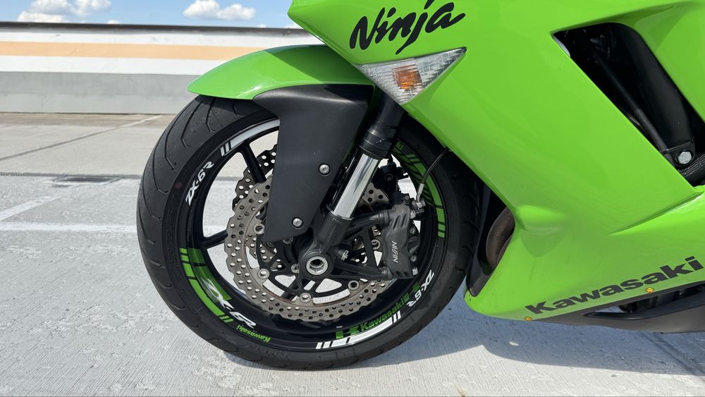 Vând Kawasaki ZX-6R