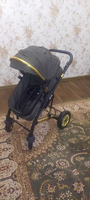 Детская коляска люлька в отличном состоянии