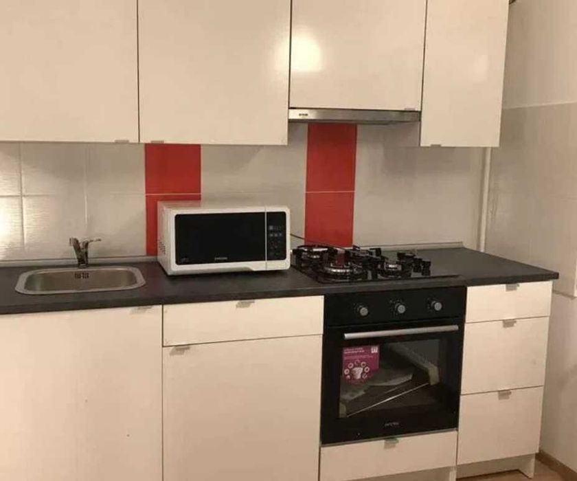 Дава се под наем Двустаен апартамент в Пловдив, Гагарин - 60 кв.м за 265.2 € - Снимка #2