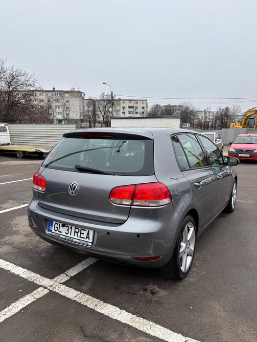 VOLKSWAGEN Golf 2010 — imagine 2