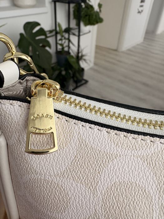 Geanta alba Coach noua cu eticheta