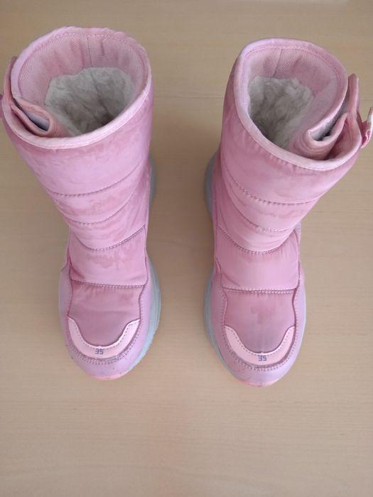 Продавам детски ботуши /апрески LCW