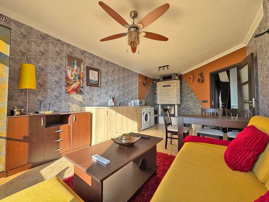 Обзаведен двустаен апартамент с гледка море, комплекс ”Антония”