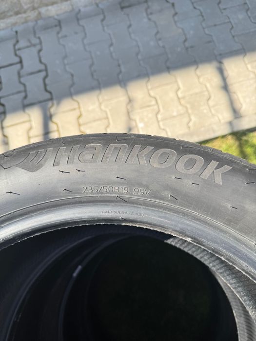 Летни гуми 235/50R19