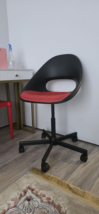 Продам кресло Ikea