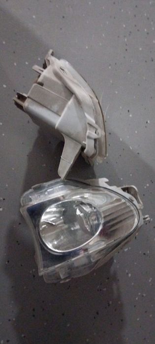 Запасные части,фары,противотуманки.