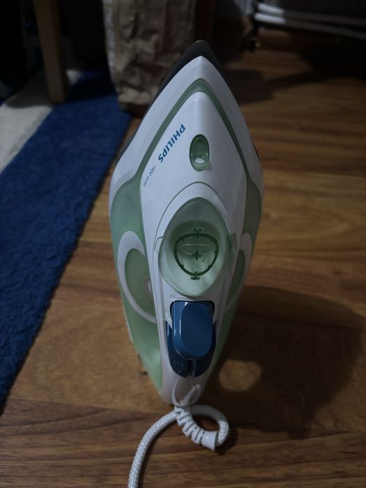 Fier de calcat Philips