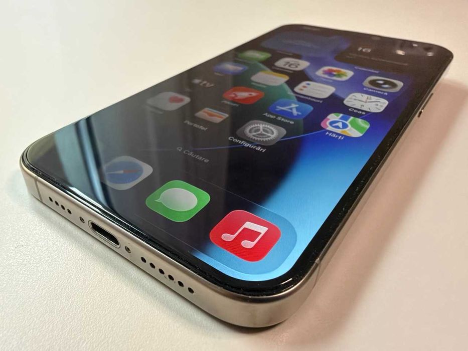  Apple / iPhone 15 Pro Max / 256 Gb / Natural / 88% Acumulator